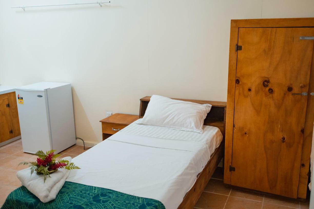 Karls Getaway Hotel And Tours Apia Esterno foto